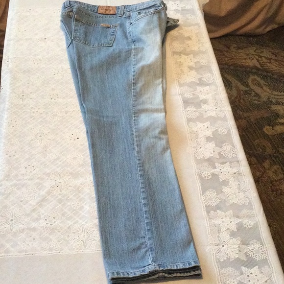 Vintage Signature Levi Strauss Stretch Mid Rise Straight Leg Jeans - Picture 5 of 15